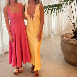 RUMORED Venice maxi dress